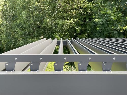 hliníková pergola LANITPLAST BIOCLIMATIC 33 PREMIUM PLUS